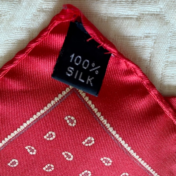 Two Silk Pocket Handkerchiefs. Men's Fashion Squares. Traditional Patterns. Used - Picture 3 of 8